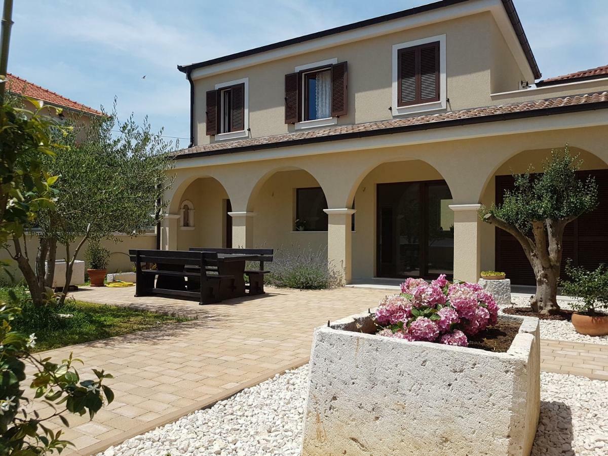 Apartments Zara & Toni Экстерьер фото
